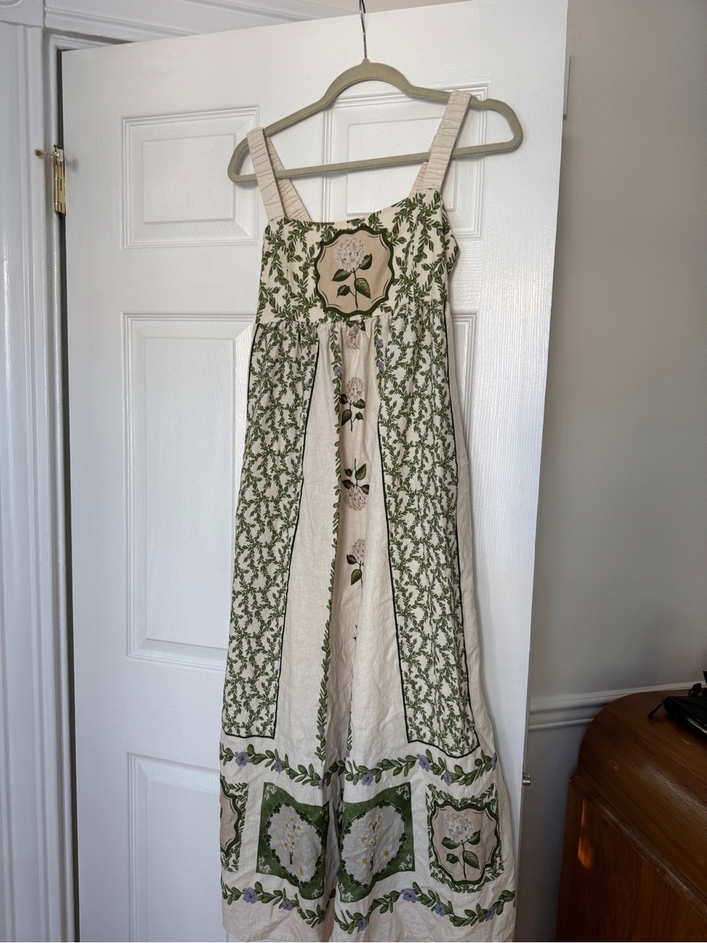 Lookalike AGUA BY AGUA BENDITA
Wild Barbara Midi Dress, size large - Picture 3 of 7